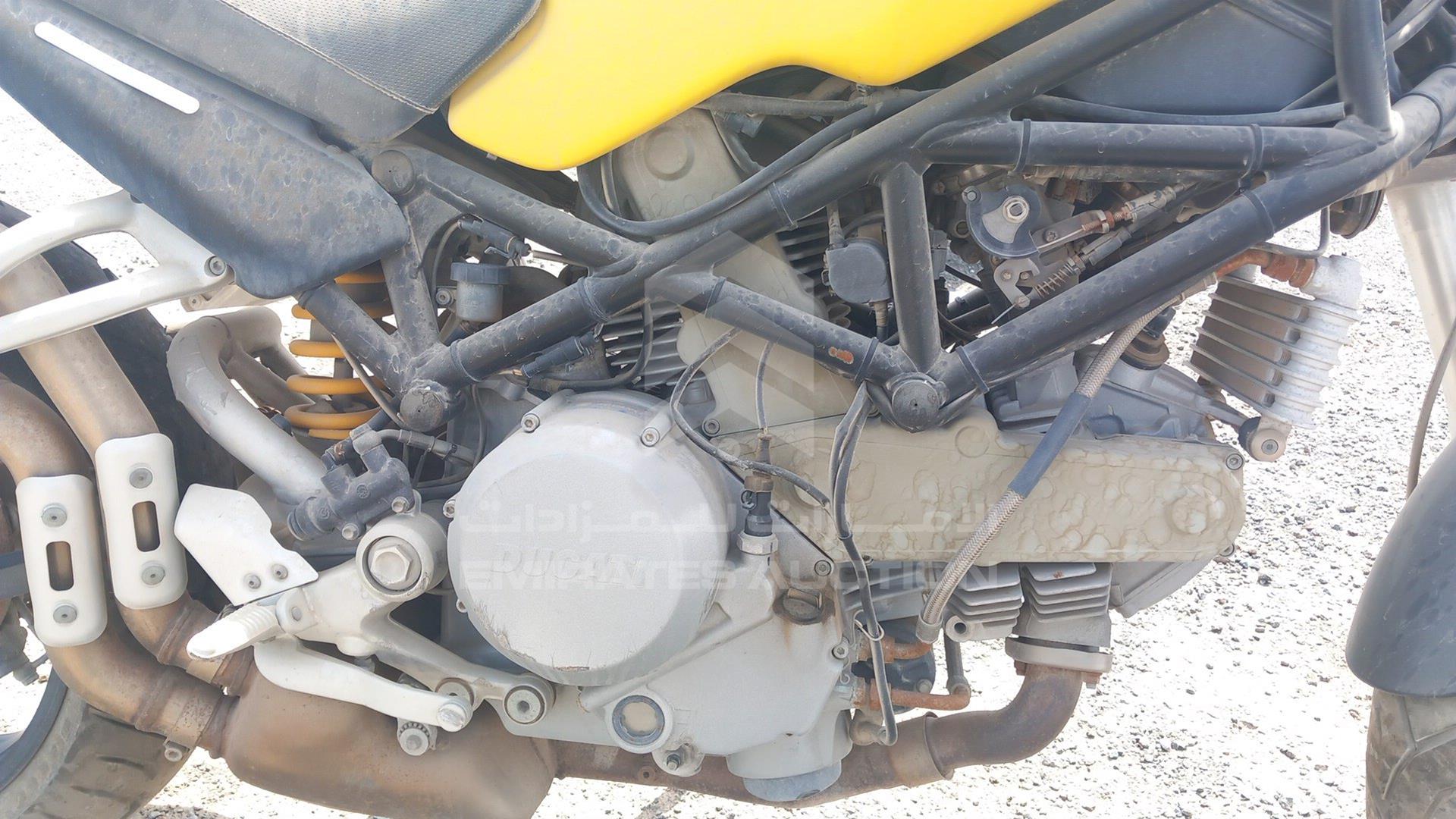 2005 DUCATI MONSTER VIN: ZDMM414AA5B075176