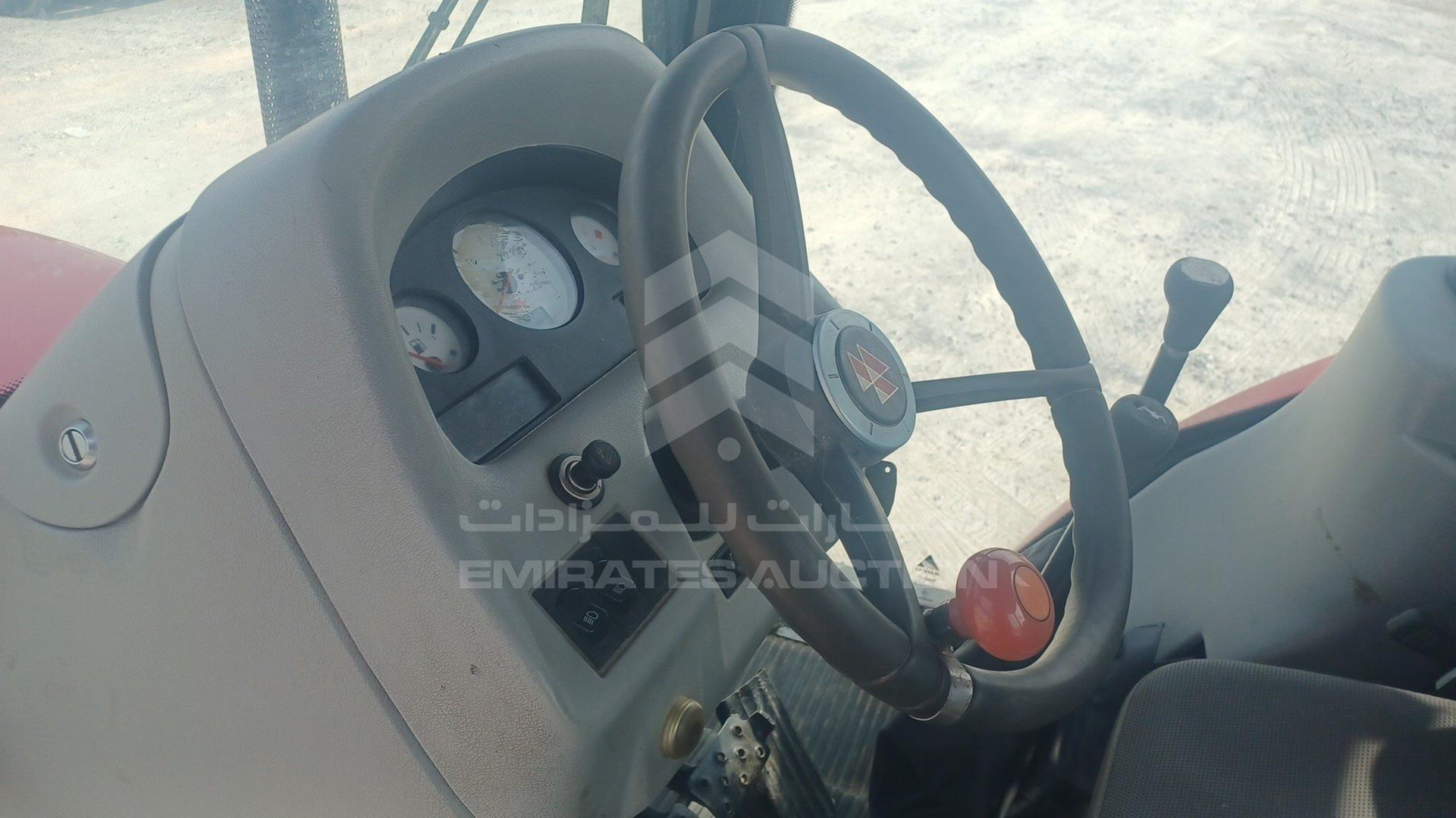 2019 MASSEY FERGUSON --- VIN: AGCM1204AC5033002