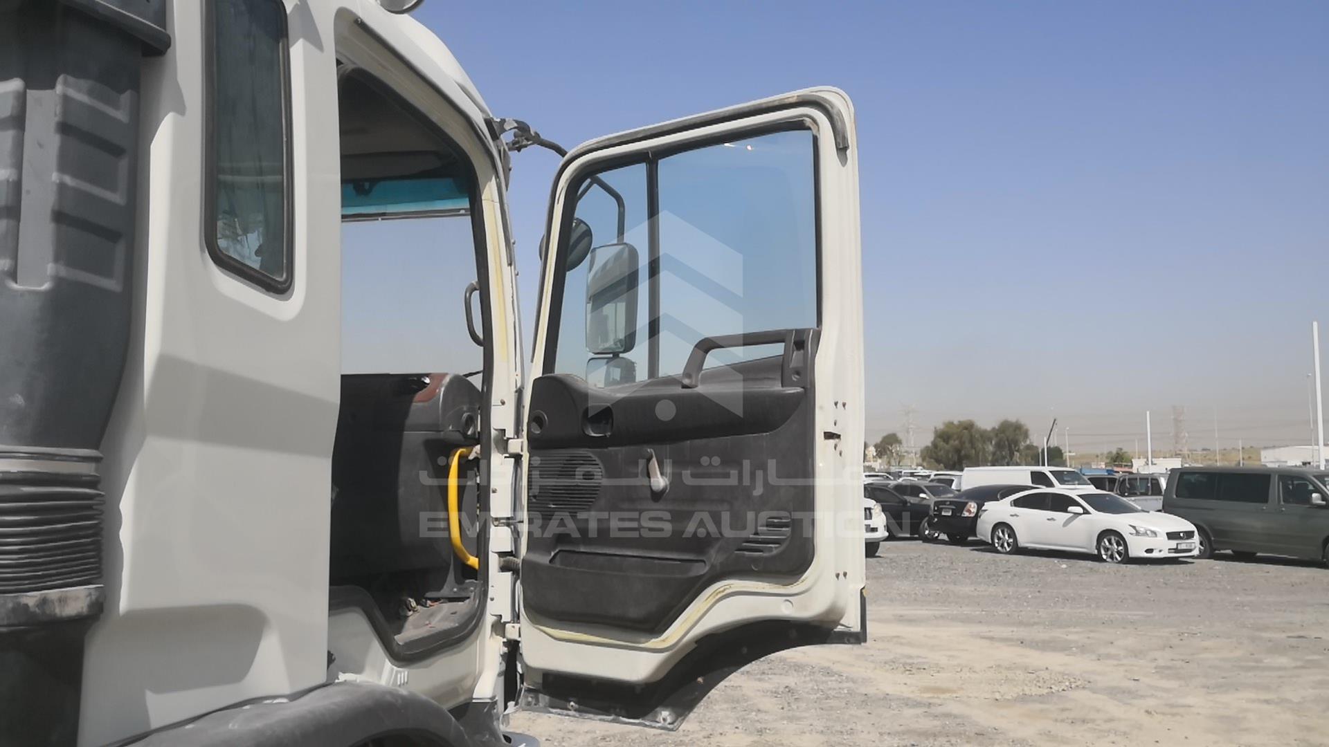 2016 JAC --- VIN: LJ11RXCF0G3215370