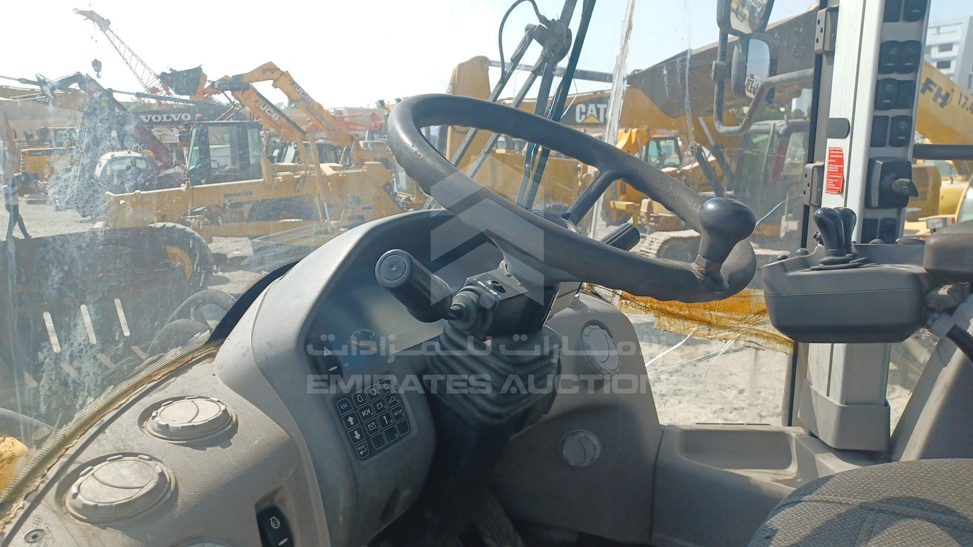 2013 VOLVO L 220G VIN: VCEL220GJ00009140