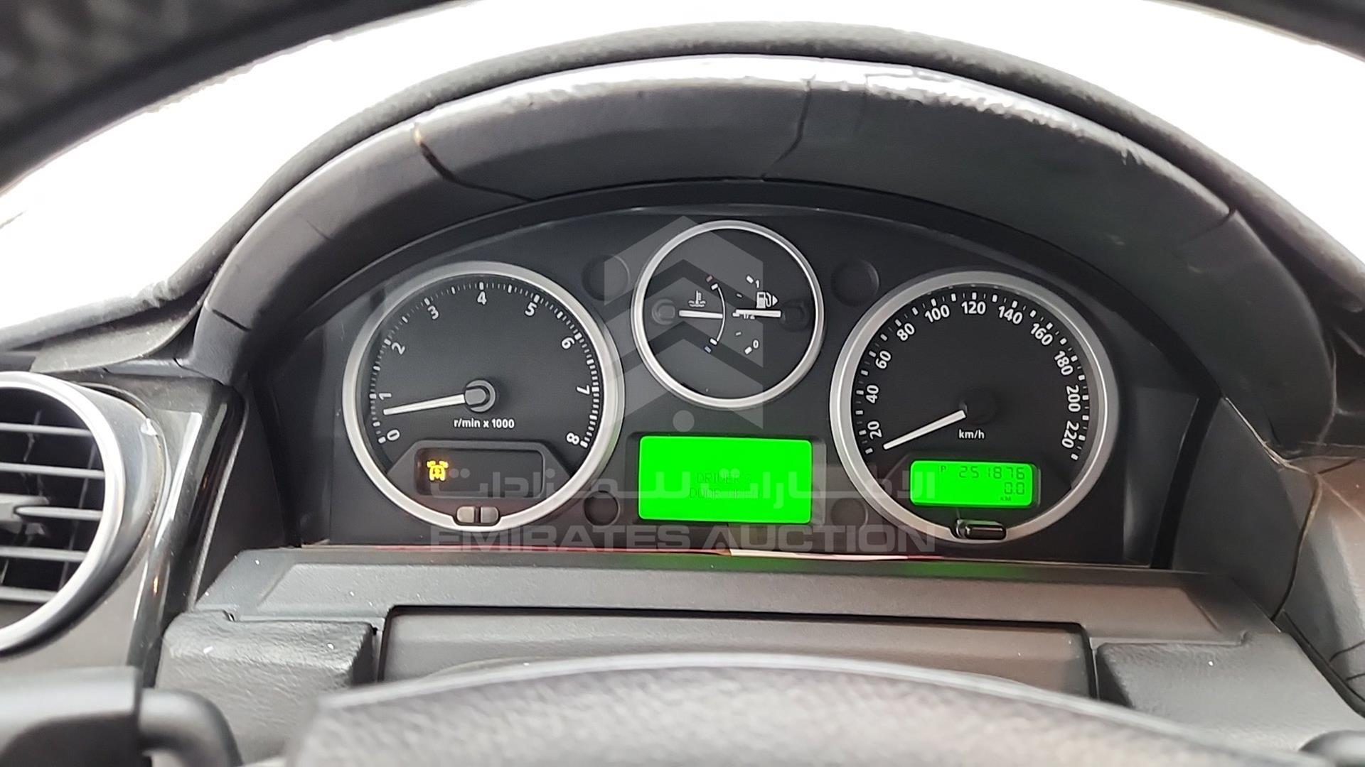 2008 LAND ROVER LR3 VIN: SALLAAA548A472871