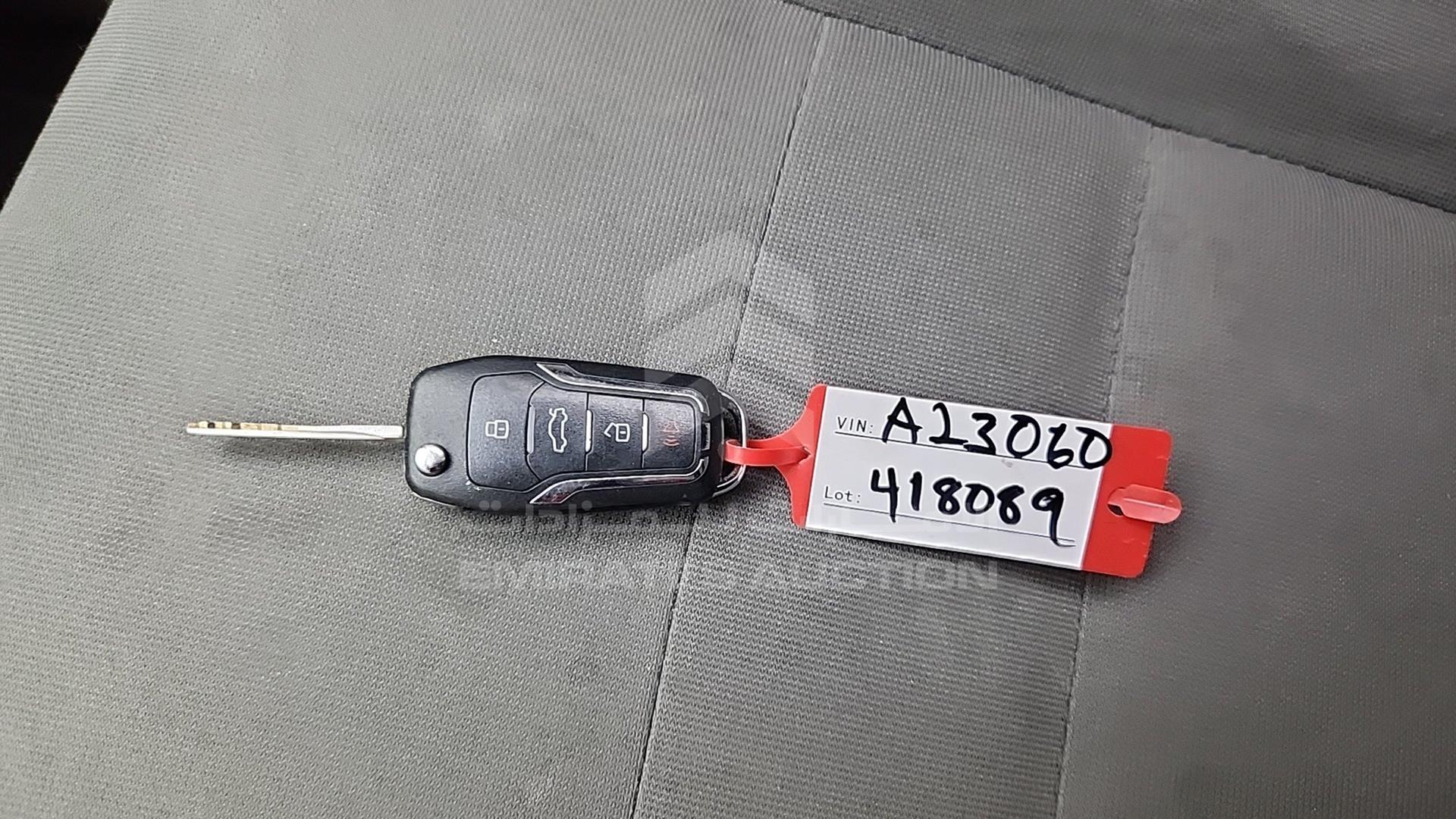 2009 FORD ESCAPE VIN: 1FMCU92G39KA23060