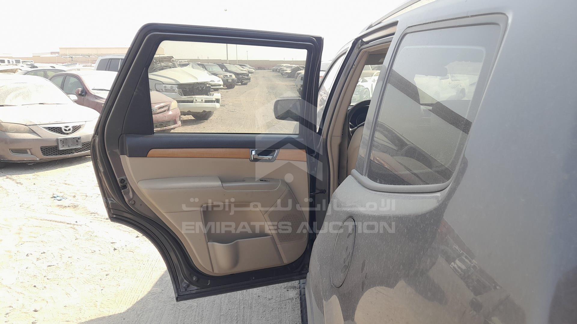 2016 KIA MOHAVE VIN: KNAKM8119G5144613