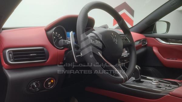ZN6YU61F1JX277633 Maserati Levante