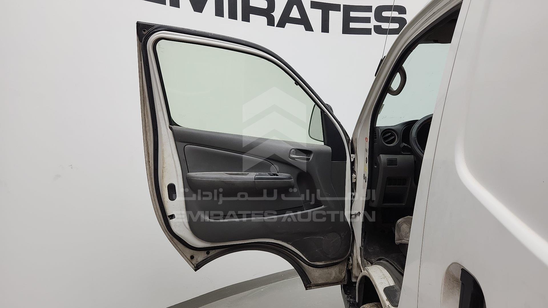 2015 NISSAN URVAN VIN: JN6BE6BSXF9001413