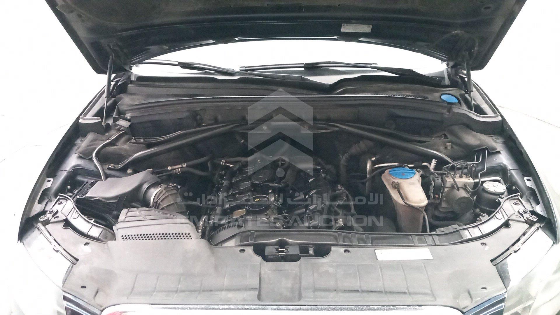 WAUCFC8R2HA042938 - 2011 Audi Q5 - #494286