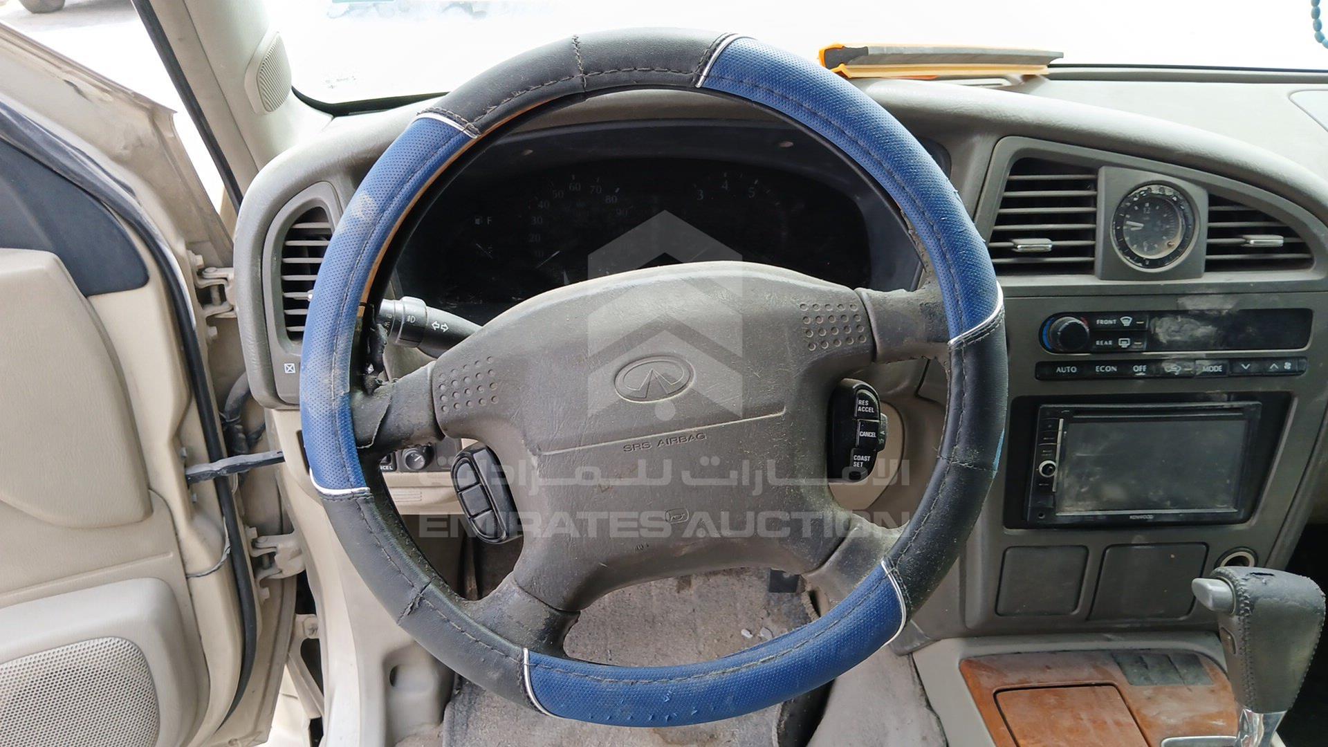 2001 INFINITI QX4 VIN: JNRDR09X71W204400