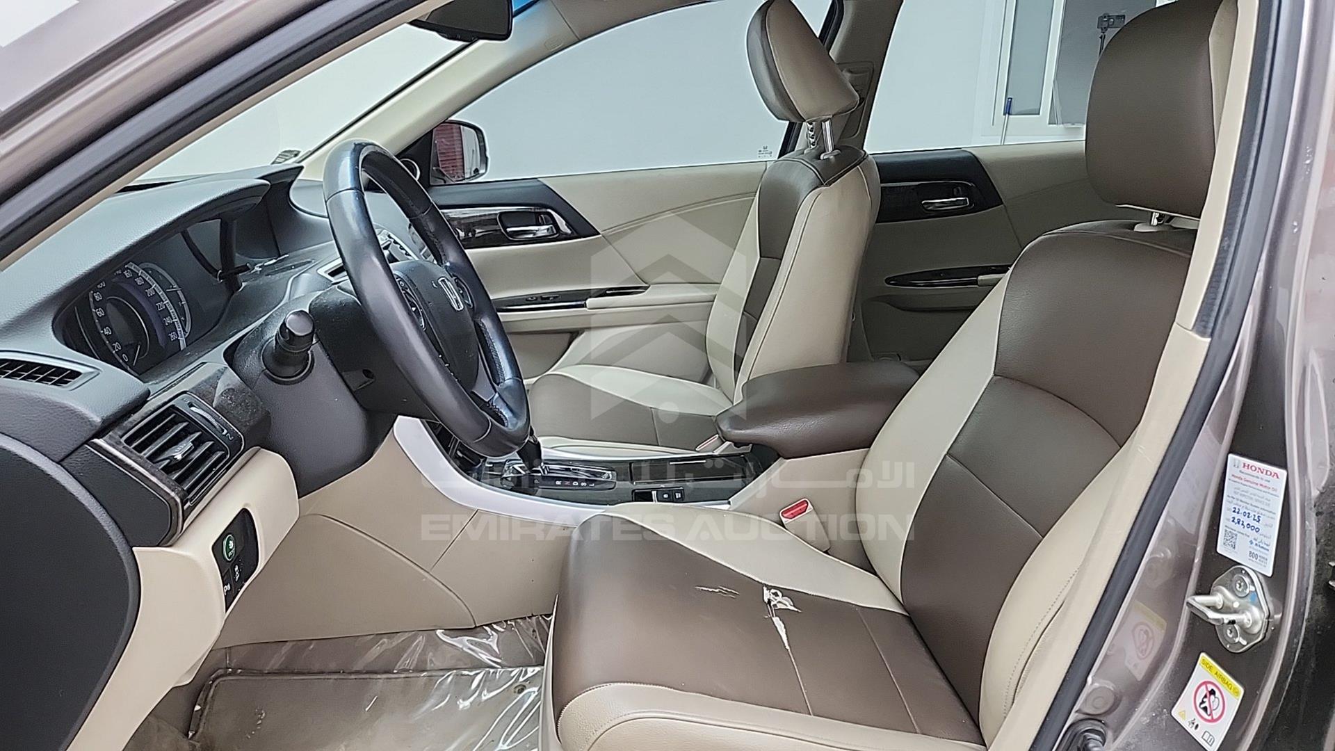 2015 HONDA ACCORD VIN: LUCCR2665F3406434