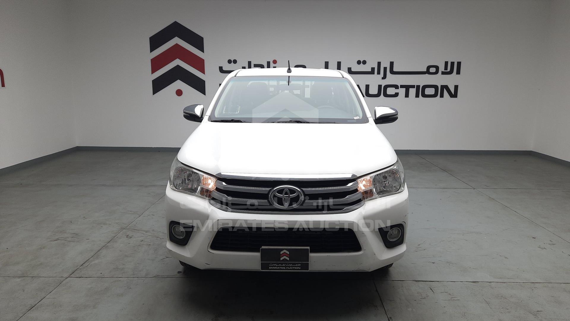 2019 TOYOTA HILUX VIN: MR0JX9CD8K4200480