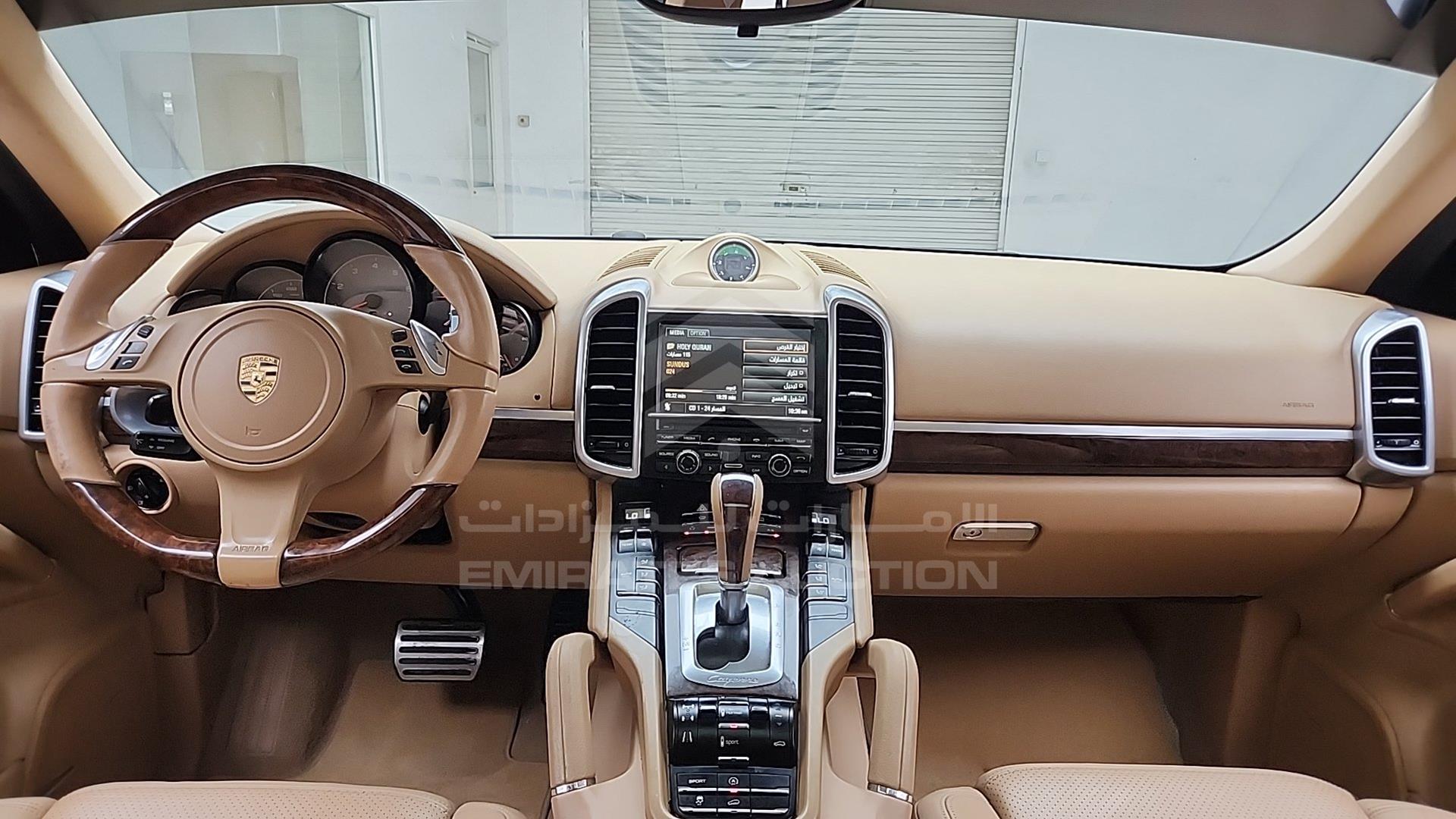 2013 PORSCHE CAYENNE VIN: WP1ZZZ92ZDLA83541