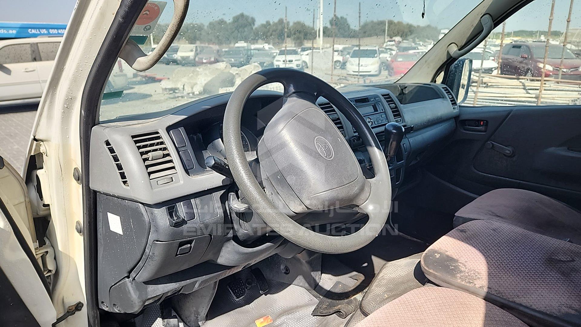 2009 TOYOTA HIACE VIN: JTFHX02P190043646