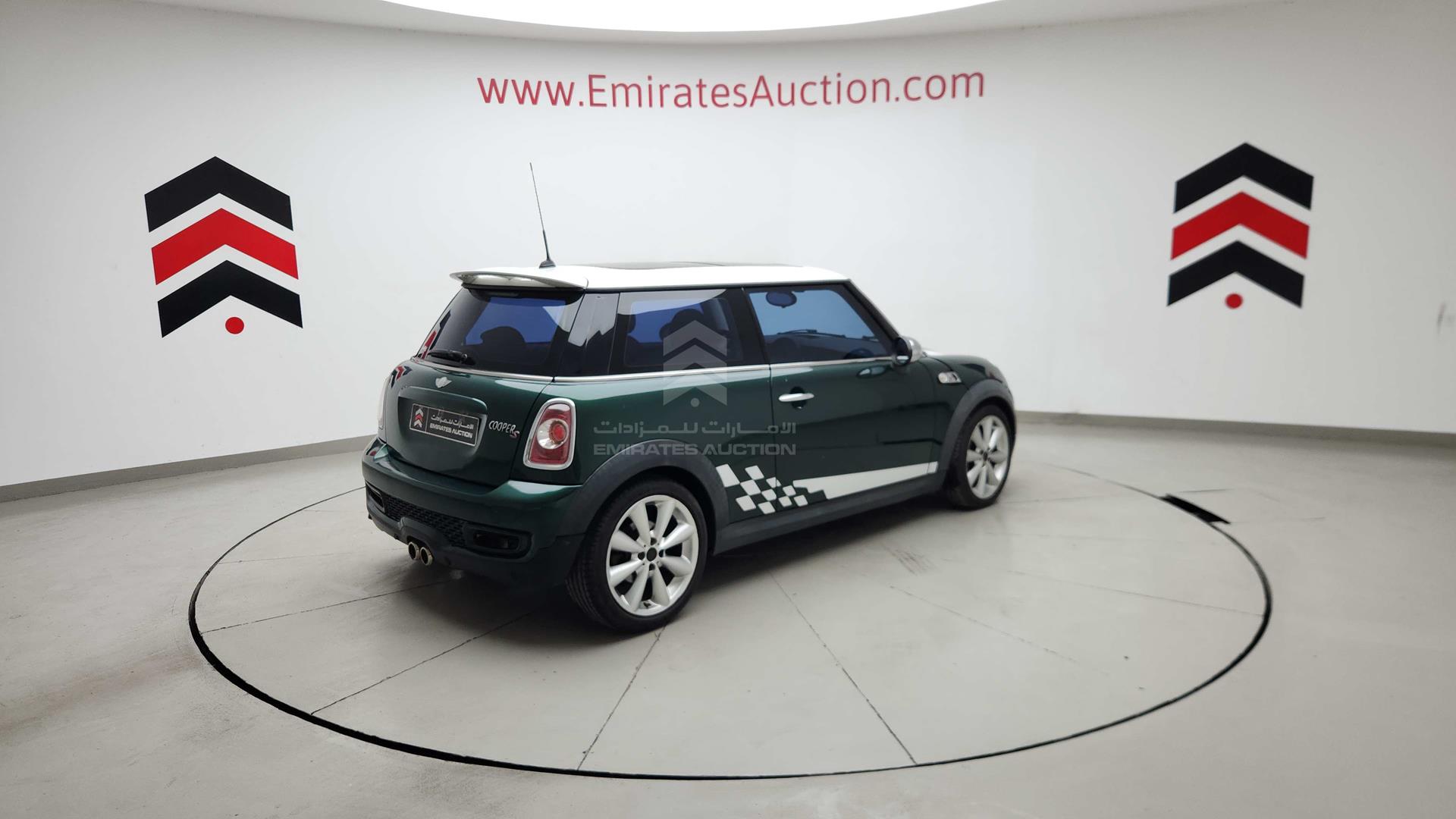 2014 MINI COOPER S VIN: WMWSV31060T648710
