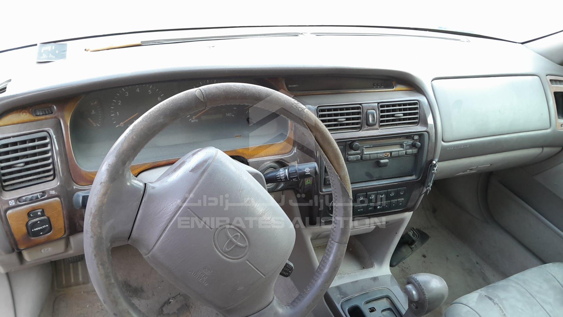 1998 TOYOTA AVALON VIN: 4T1BF18B6WU221800
