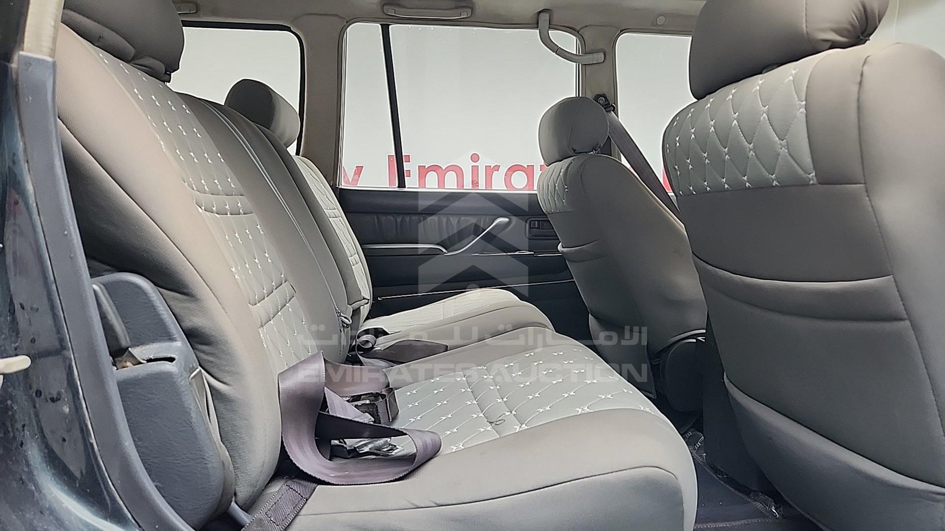 1996 TOYOTA LAND CRUISER VIN: FZJ800133159