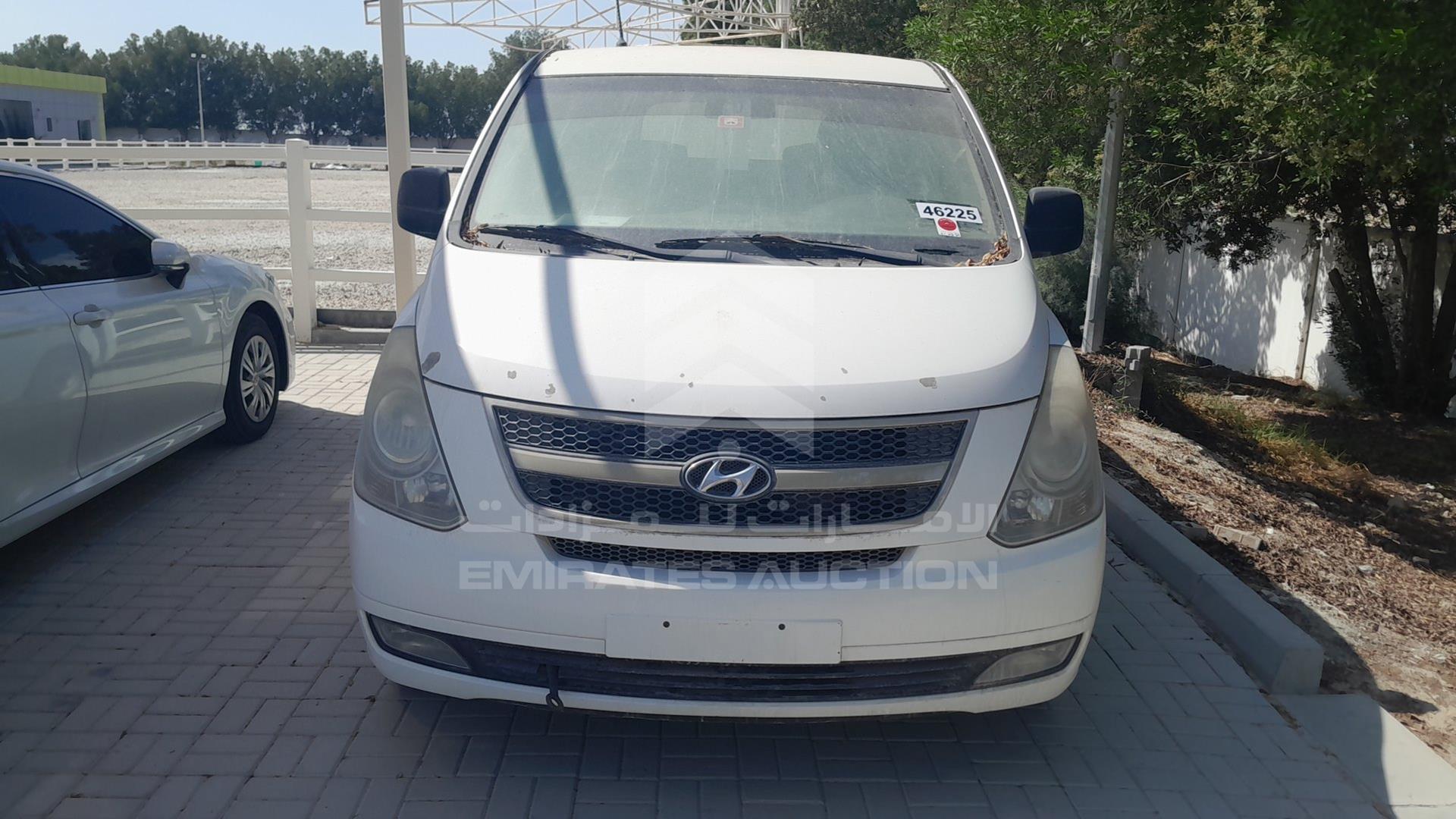 0 HYUNDAI H1 VIN: KMHWH81RXCU454375