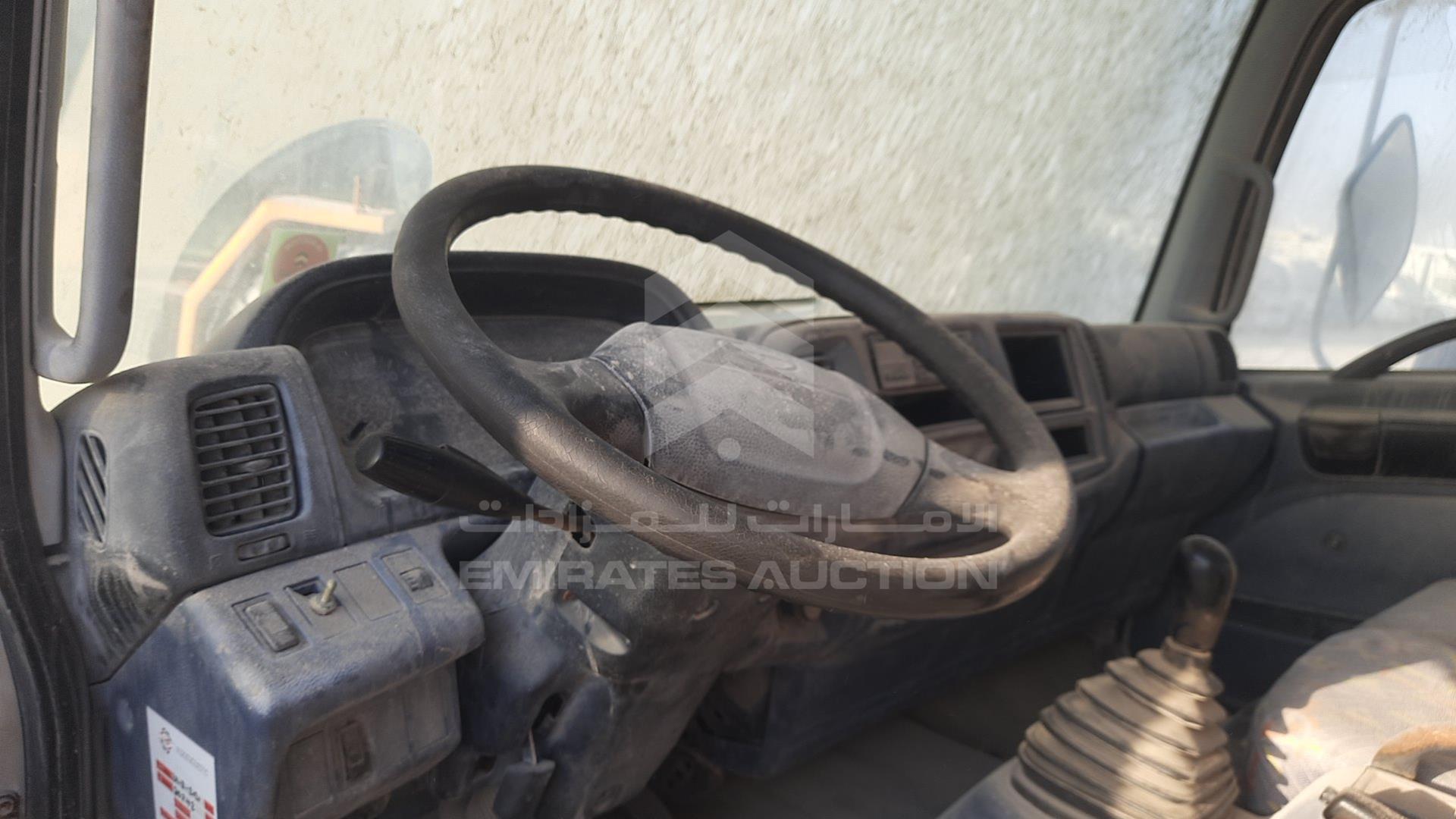 2005 HINO FD - TRUCK VIN: JHDFD1JL951S10545