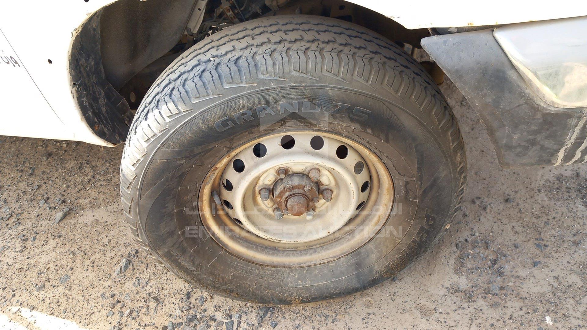 2001 NISSAN PICKUP VIN: JN6DD23Y51A700382
