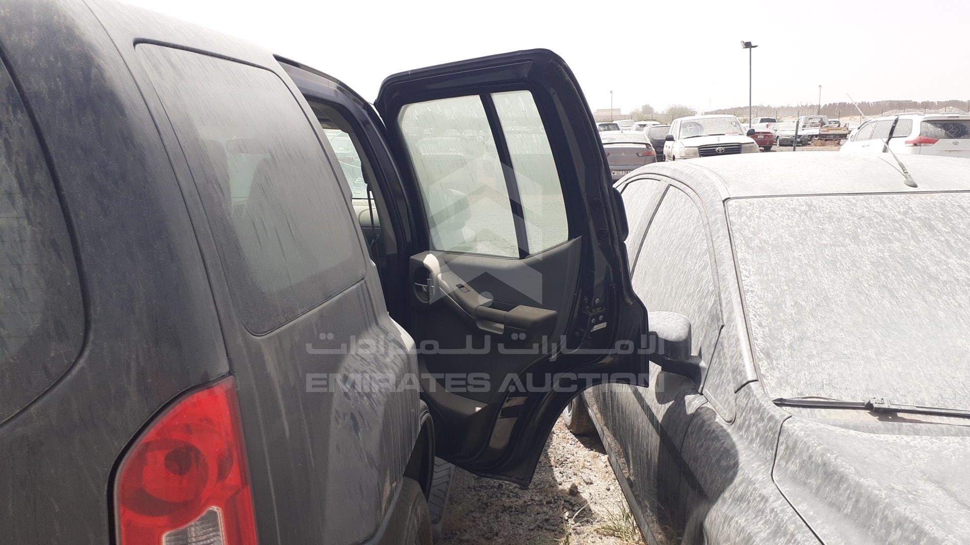 2013 NISSAN XTERRA VIN: 5N1AN0N63DN812187