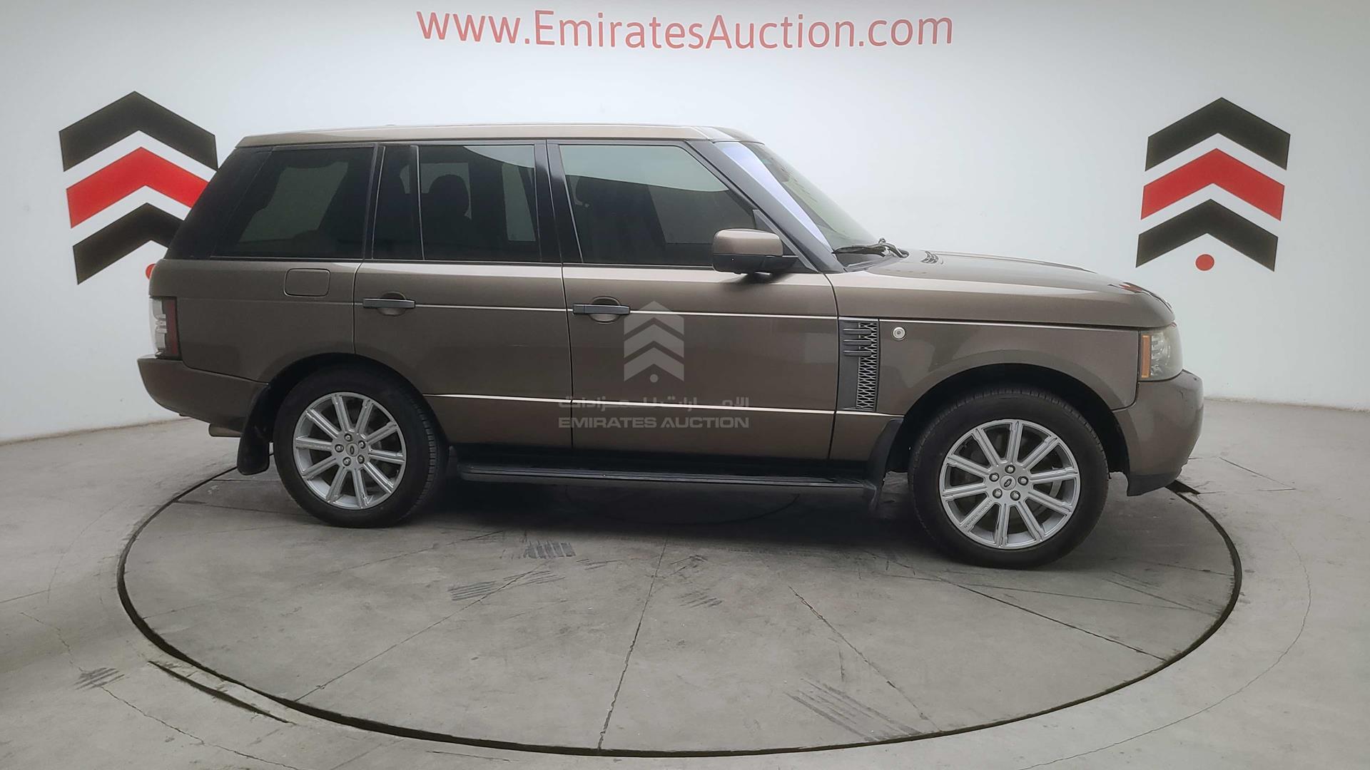 2011 RANGE ROVER VOGUE VIN: SALLMAME4BA335131