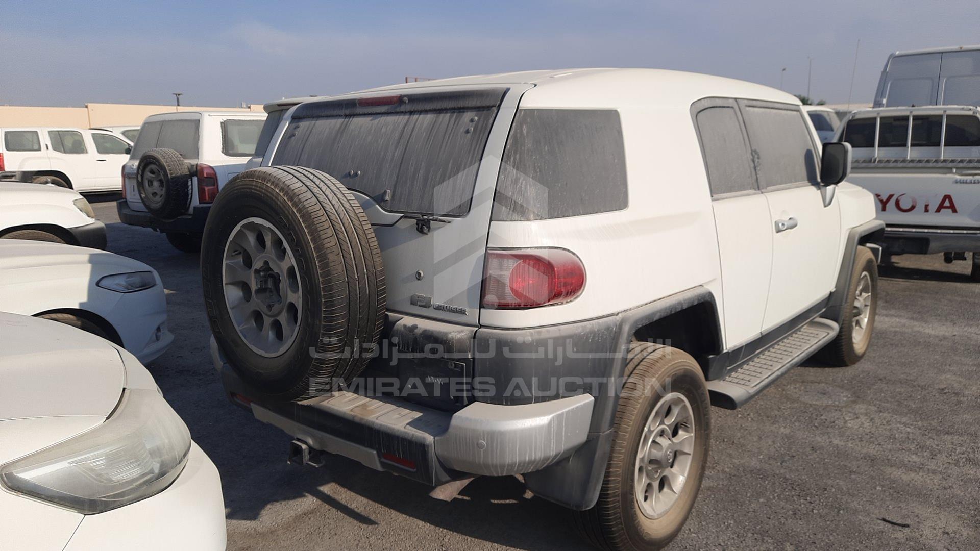 2013 TOYOTA FJ CRUISER VIN: JTEBU11F3DK171627