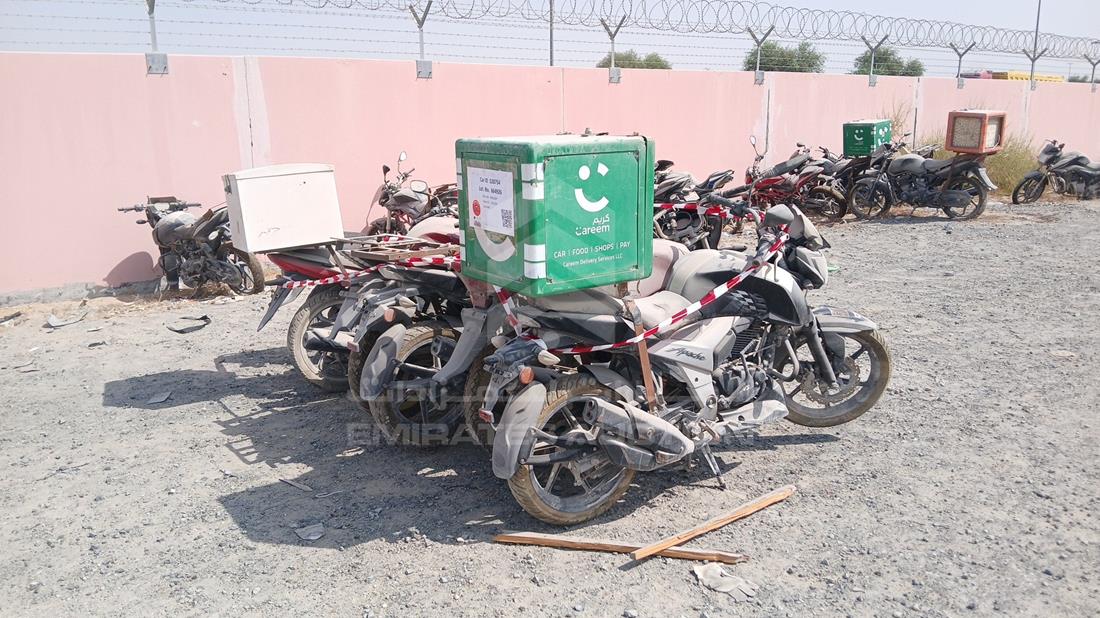6 Motorbikes — Rear Right Angle — Photo 10