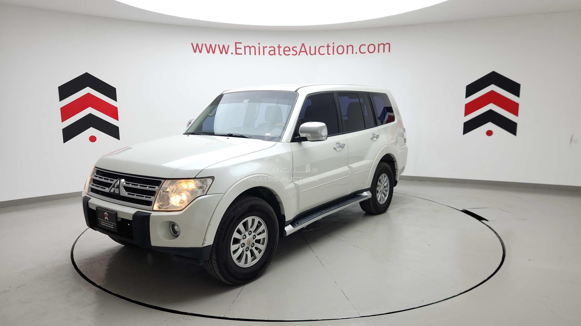 2011 MITSUBISHI PAJERO VIN: JMYLRV95WBJ705799