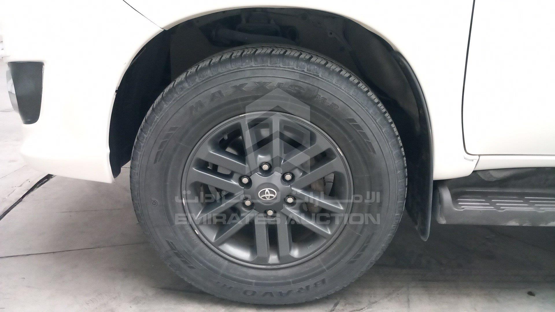 MHFYU59G0F7042614 - 2015 Toyota Fortuner - #504127