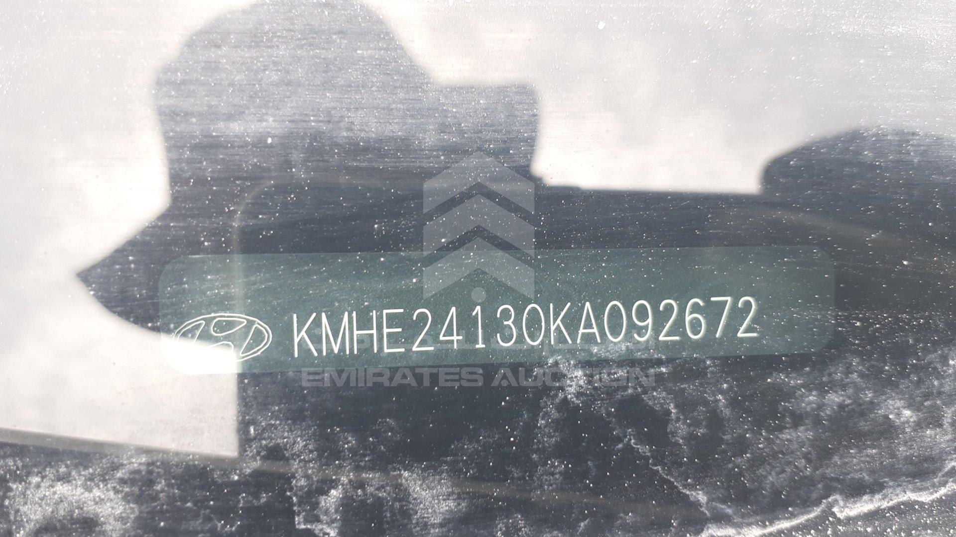 2019 HYUNDAI SONATA VIN: KMHE24130KA092672