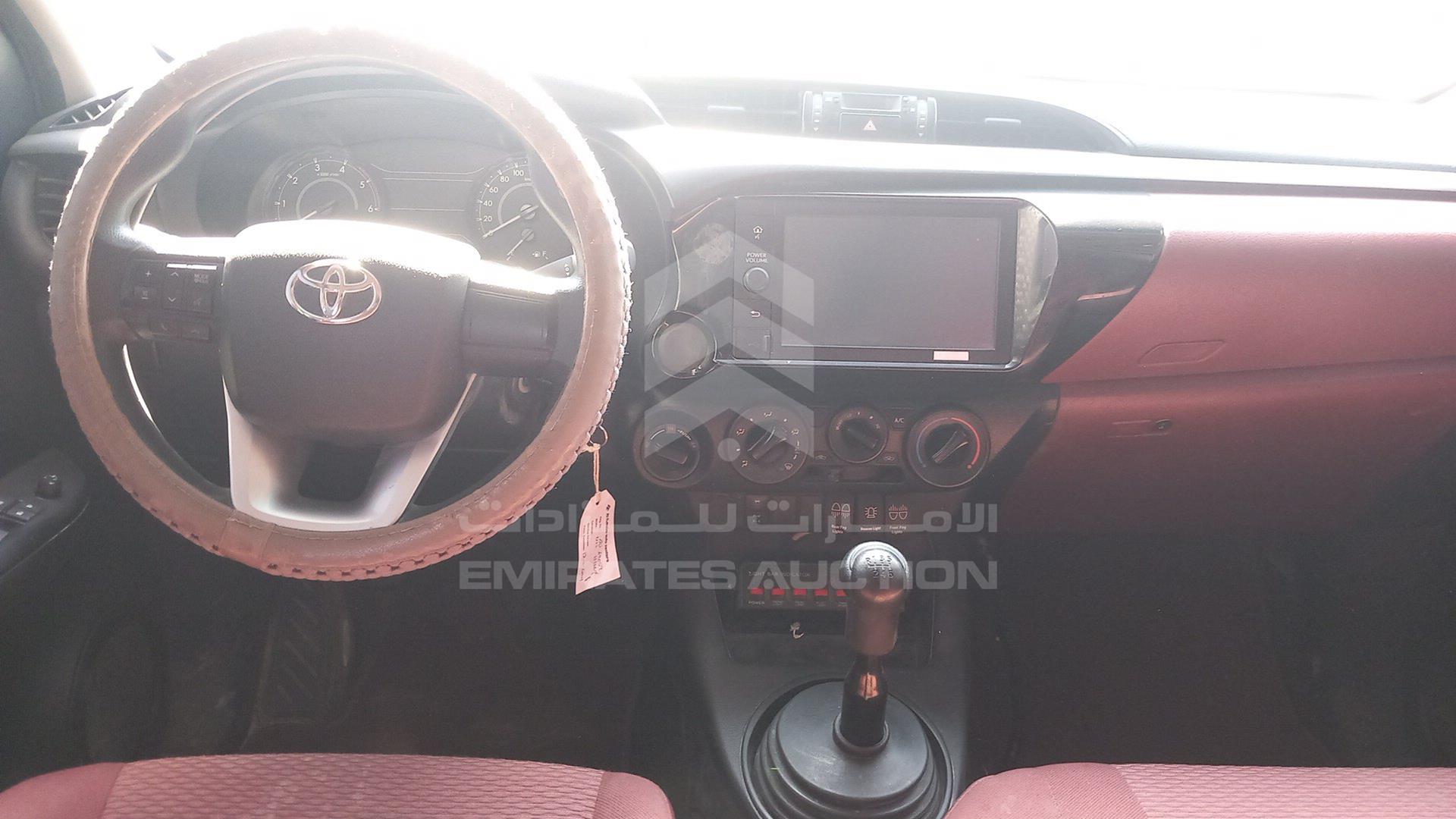 2023 TOYOTA HILUX VIN: MR0DB9CDXP5002142