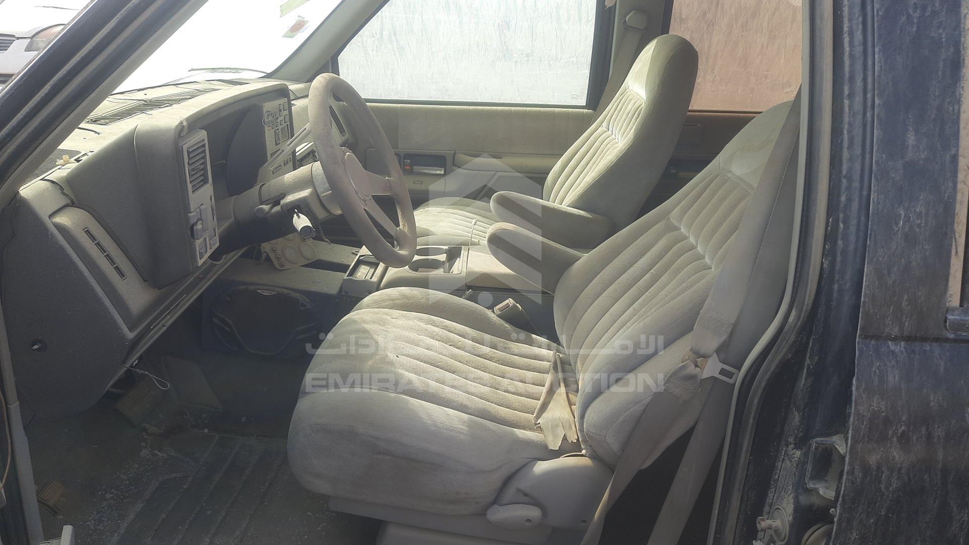 1993 CHEVROLET SUBURBAN VIN: 1GKEC16K8PJ722403