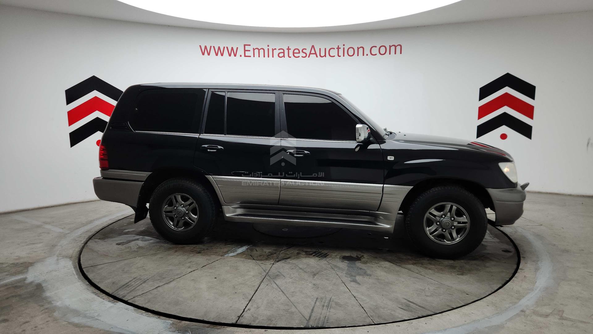1999 LEXUS LX 470 VIN: UZJ1000087157