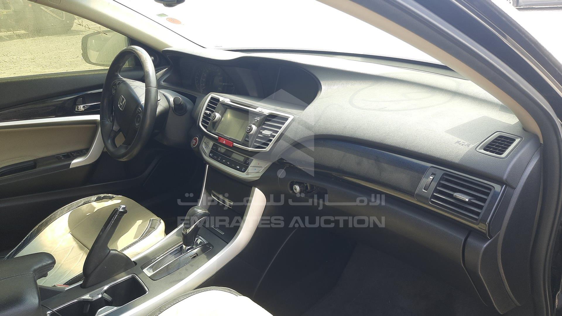 2014 HONDA ACCORD VIN: 1HGCT1271EA600601