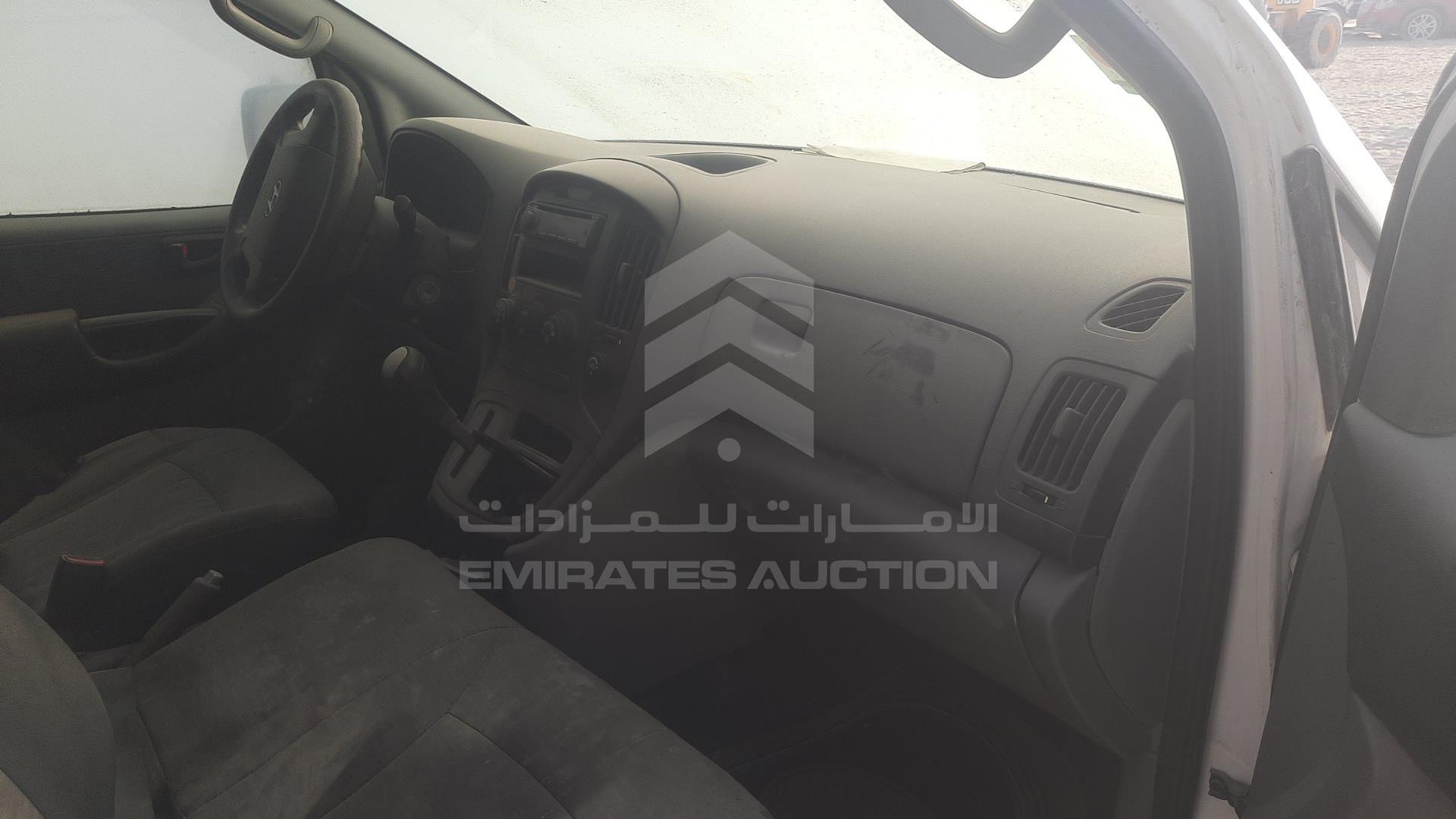 2012 HYUNDAI H1 VIN: KMHWG81RXCU430838