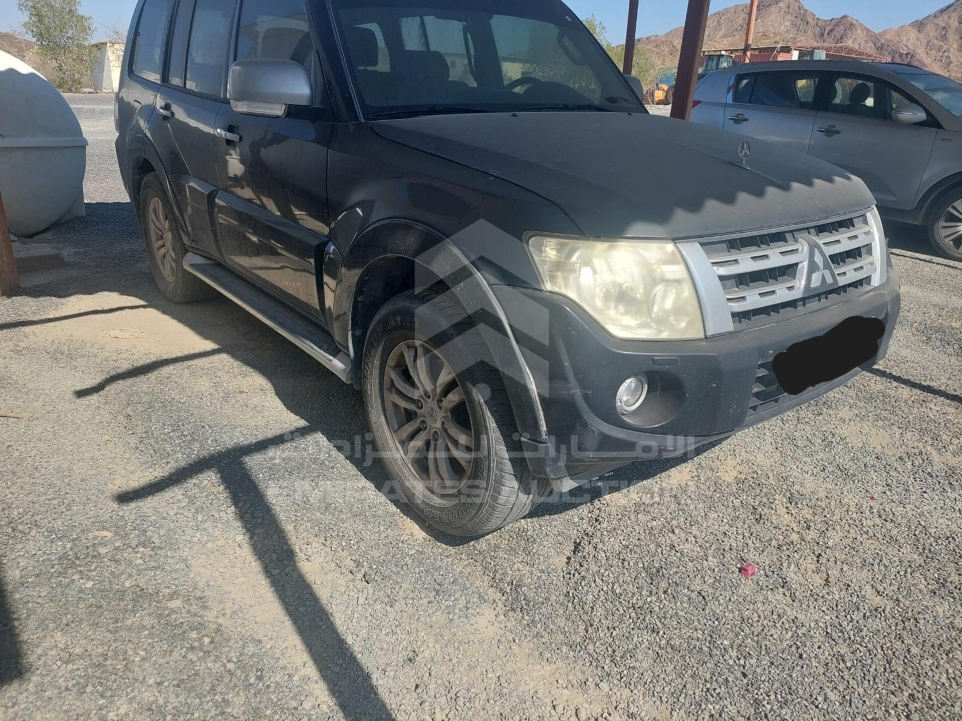 2014 MITSUBISHI PAJERO VIN: JMYLYV97WEJ705884