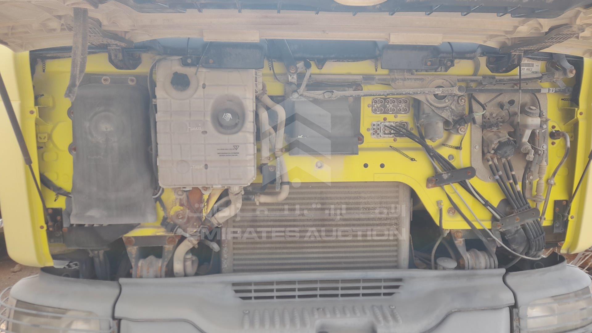 0 RENAULT --- VIN: VF633AXB02E102837