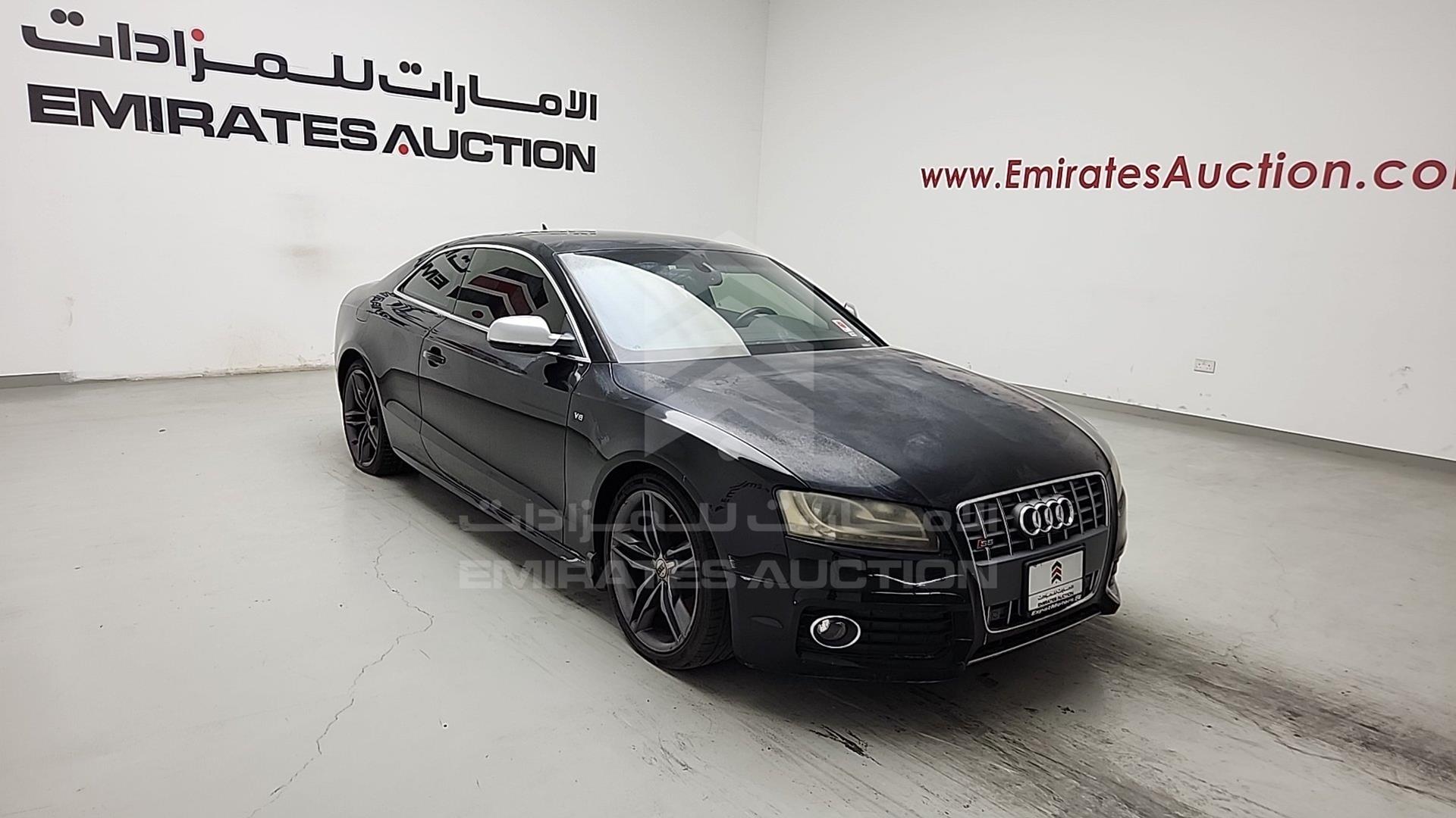 2010 AUDI S5 VIN: WAUCVB8T1AA021263