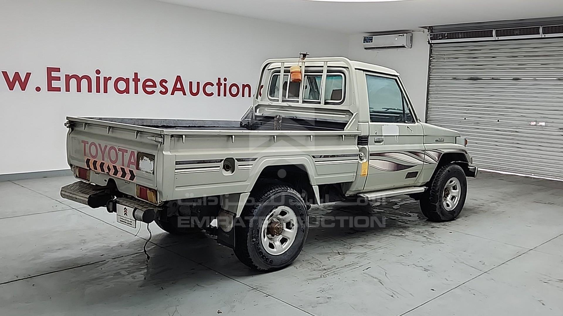 1993 TOYOTA LAND CRUISER VIN: FZJ750006855