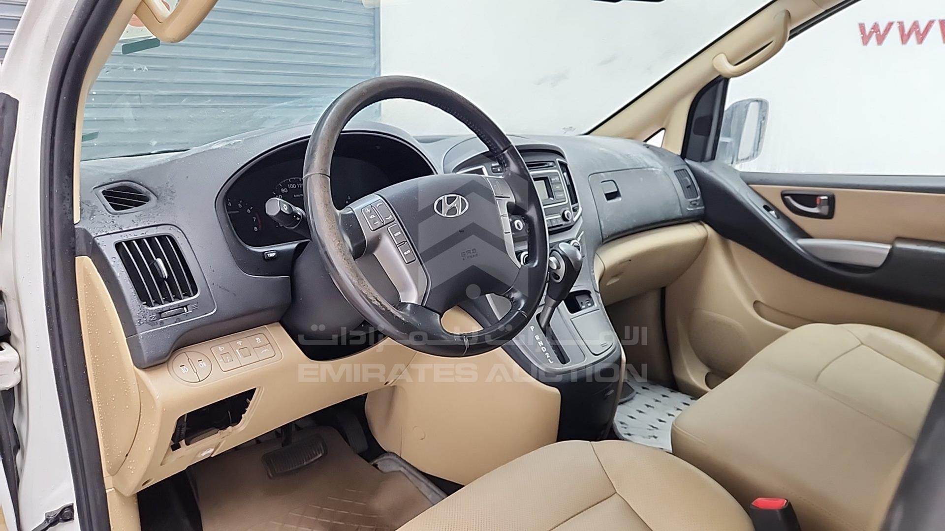 2018 HYUNDAI H1 VIN: KMJWA37R2JU946859