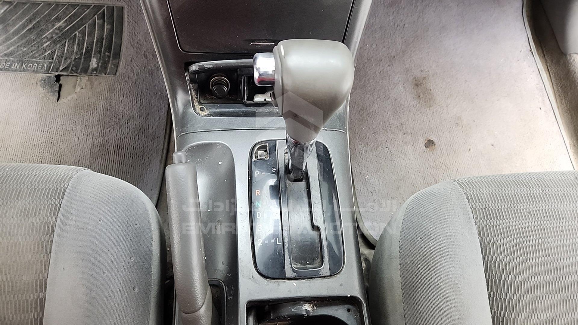 2005 TOYOTA CAMRY VIN: 4T1BE32K35U503947