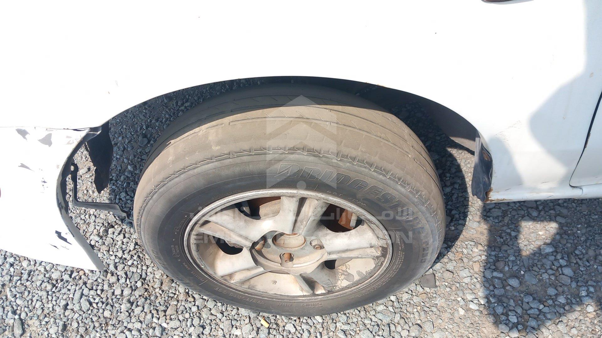 2001 NISSAN SUNNY VIN: JN1BN61D81W000604