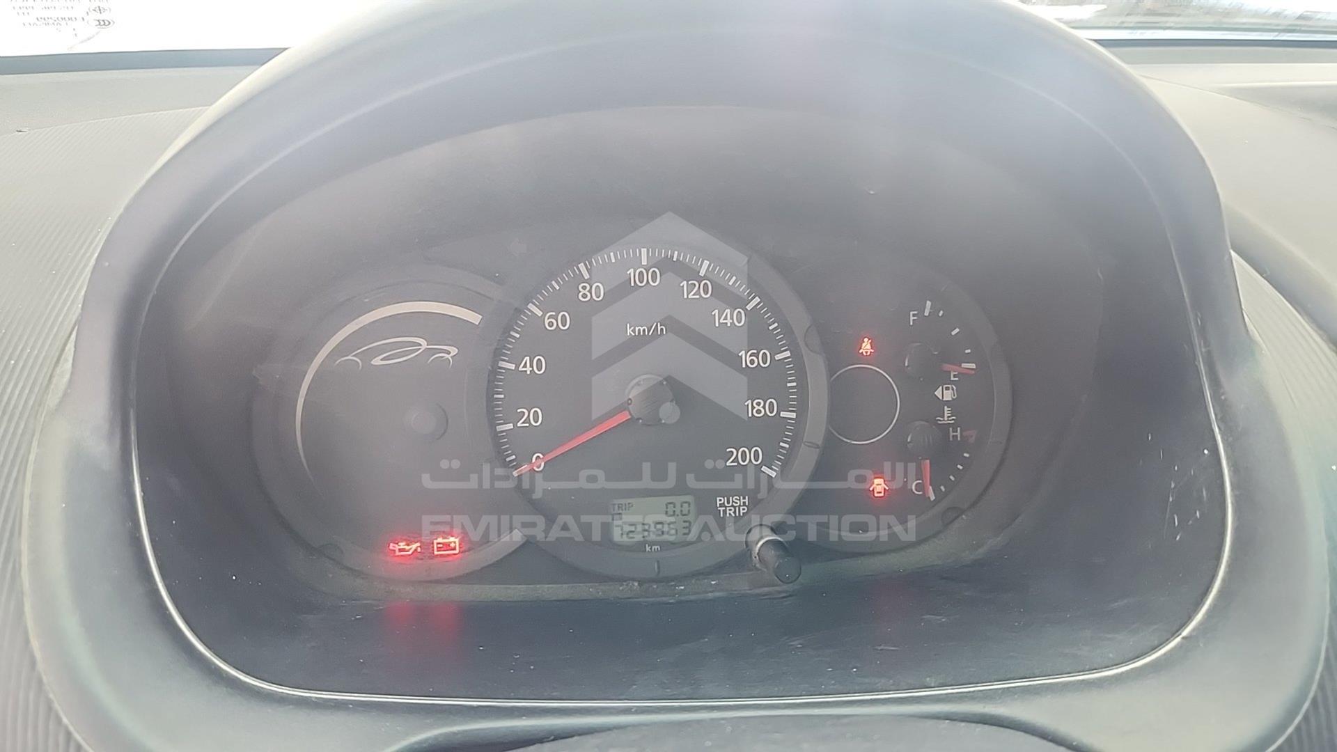 2013 MITSUBISHI L 200 VIN: MMBJNKA50DD029933