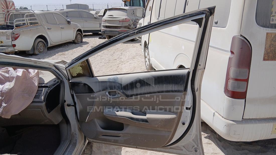 هوندا سيفيك 2012 — الباب الأمامي الأيمن — صورة 21