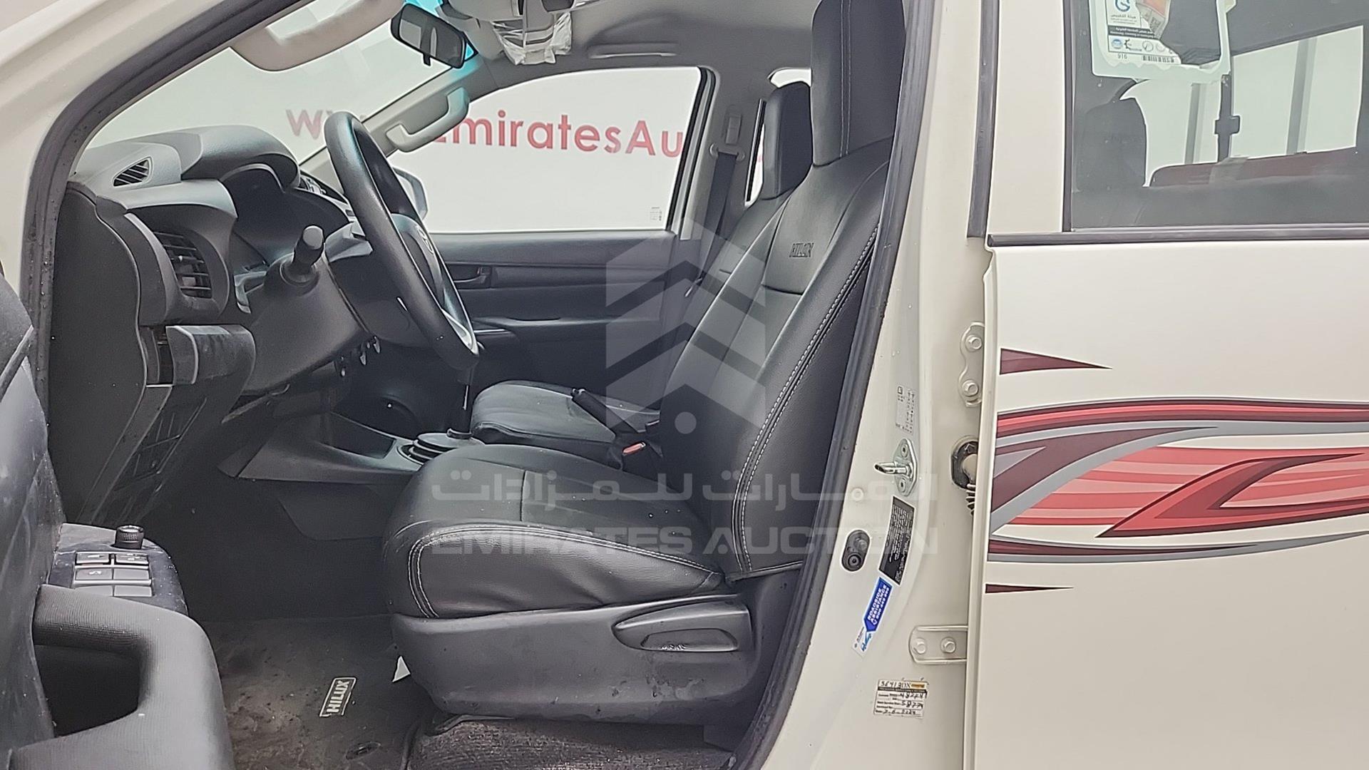 2023 TOYOTA HILUX VIN: MR0DB9CD9P5161721