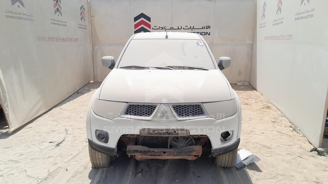 2009 Mitsubishi Pajero — Full Front View — Photo 1