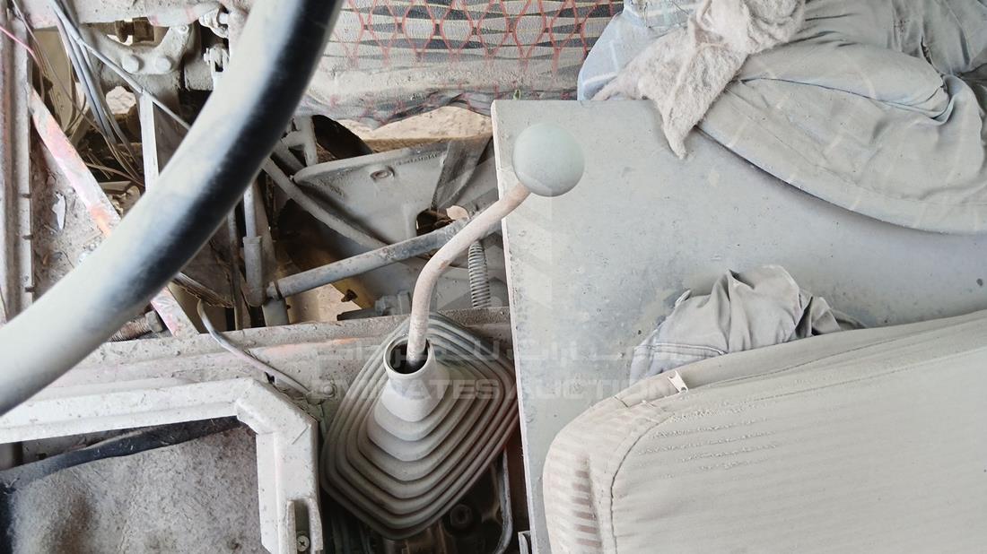 1995 Mercedes 2624 — Gear View — Photo 17