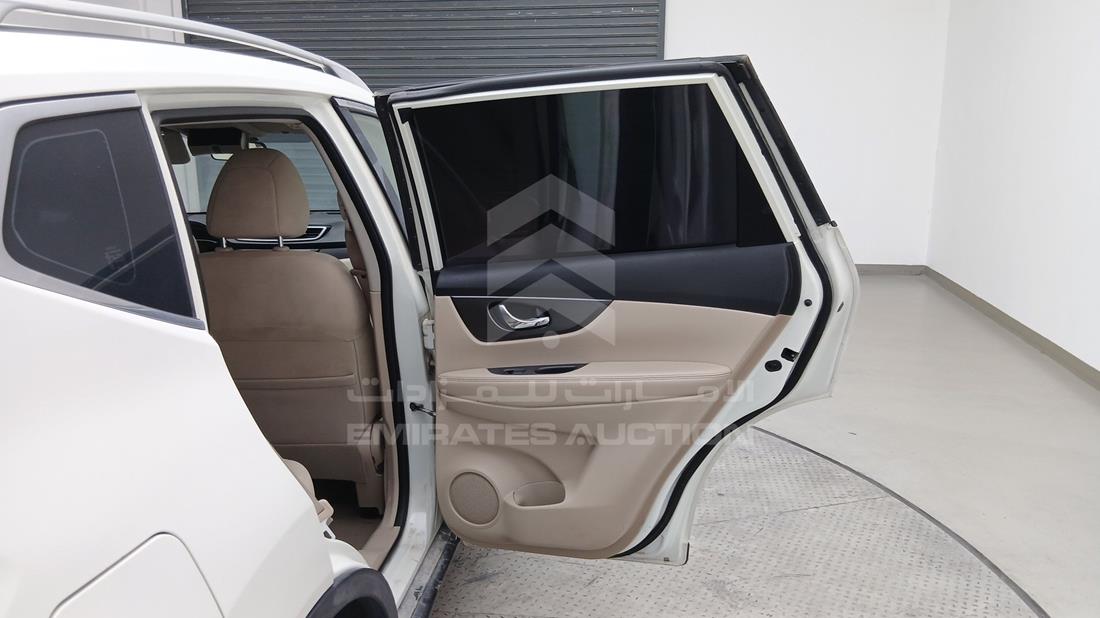 2015 Nissan X-Trail — Rear Right Door — Photo 26