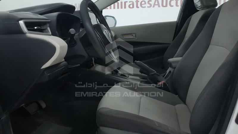RKLBA0BE3L1000705 Auction: EmiratesAuction Lot: 405563 RKLBA0BE3L1000705 Toyota Corolla 2020 WHITE Photo 11