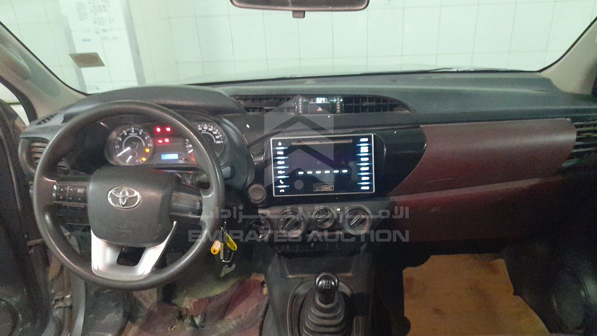 2017 TOYOTA HILUX VIN: MR0DX8CD1H0400317