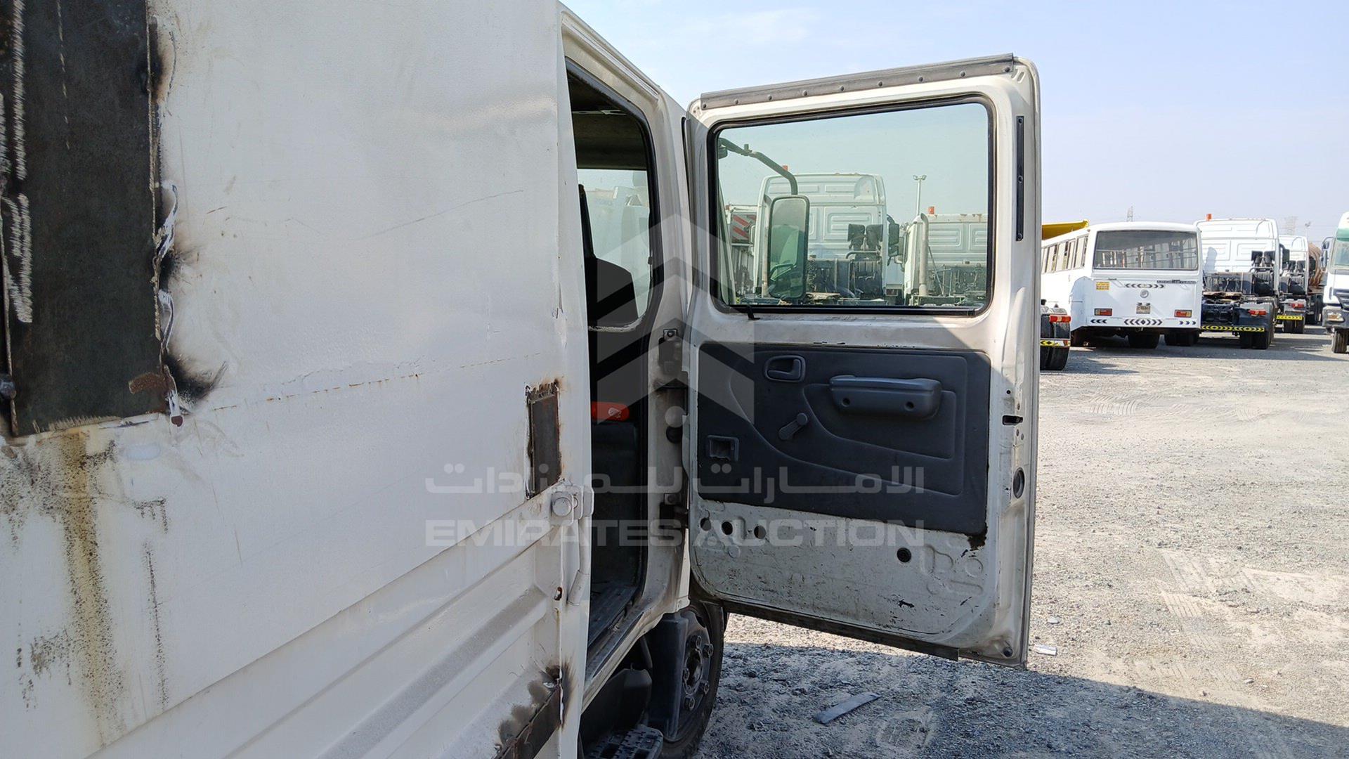 2014 HINO 300 VIN: JHHMCK3H3EK008222