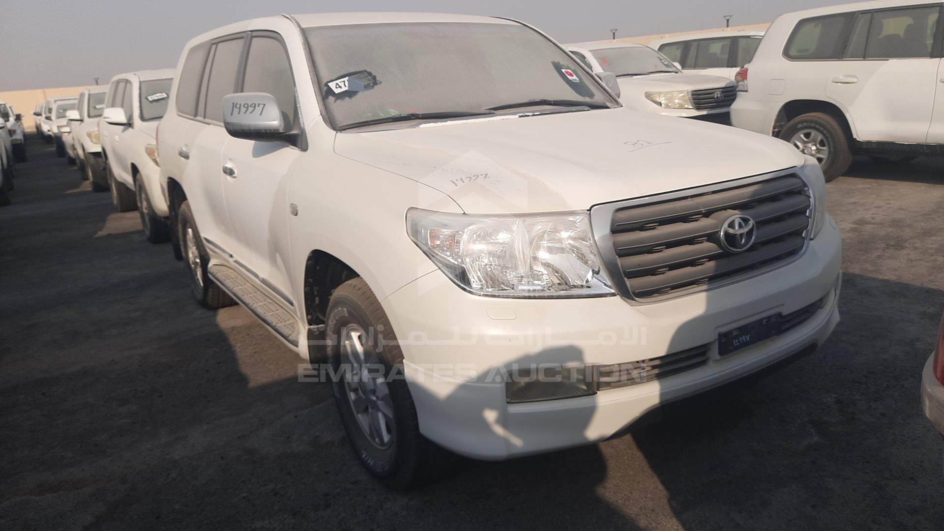 2011 TOYOTA LAND CRUISER VIN: JTMHU09J2B5052304